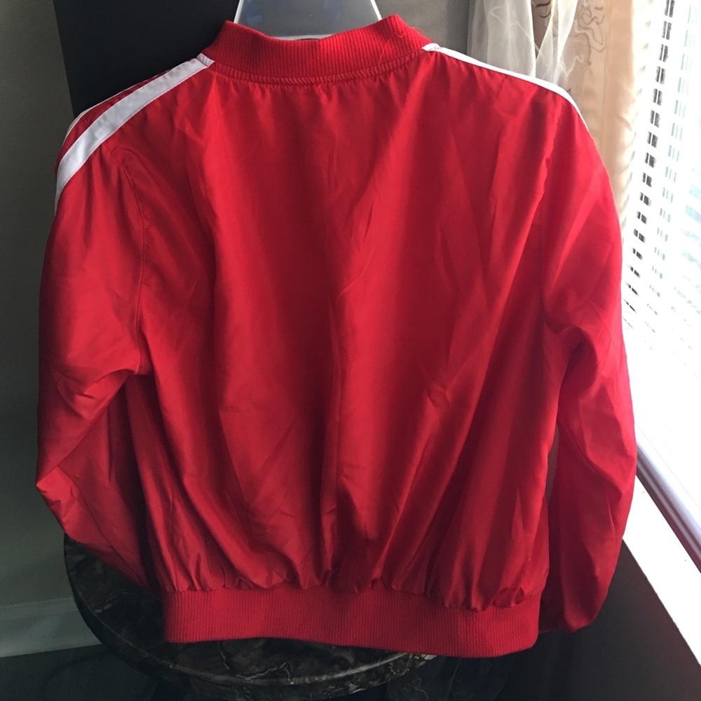 Red jacket - Picture 2 of 3